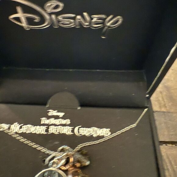Disney The Nightmare Before Christmas WE'RE SIMPLY MEANT TO BE Necklace New - Picture 4 of 7